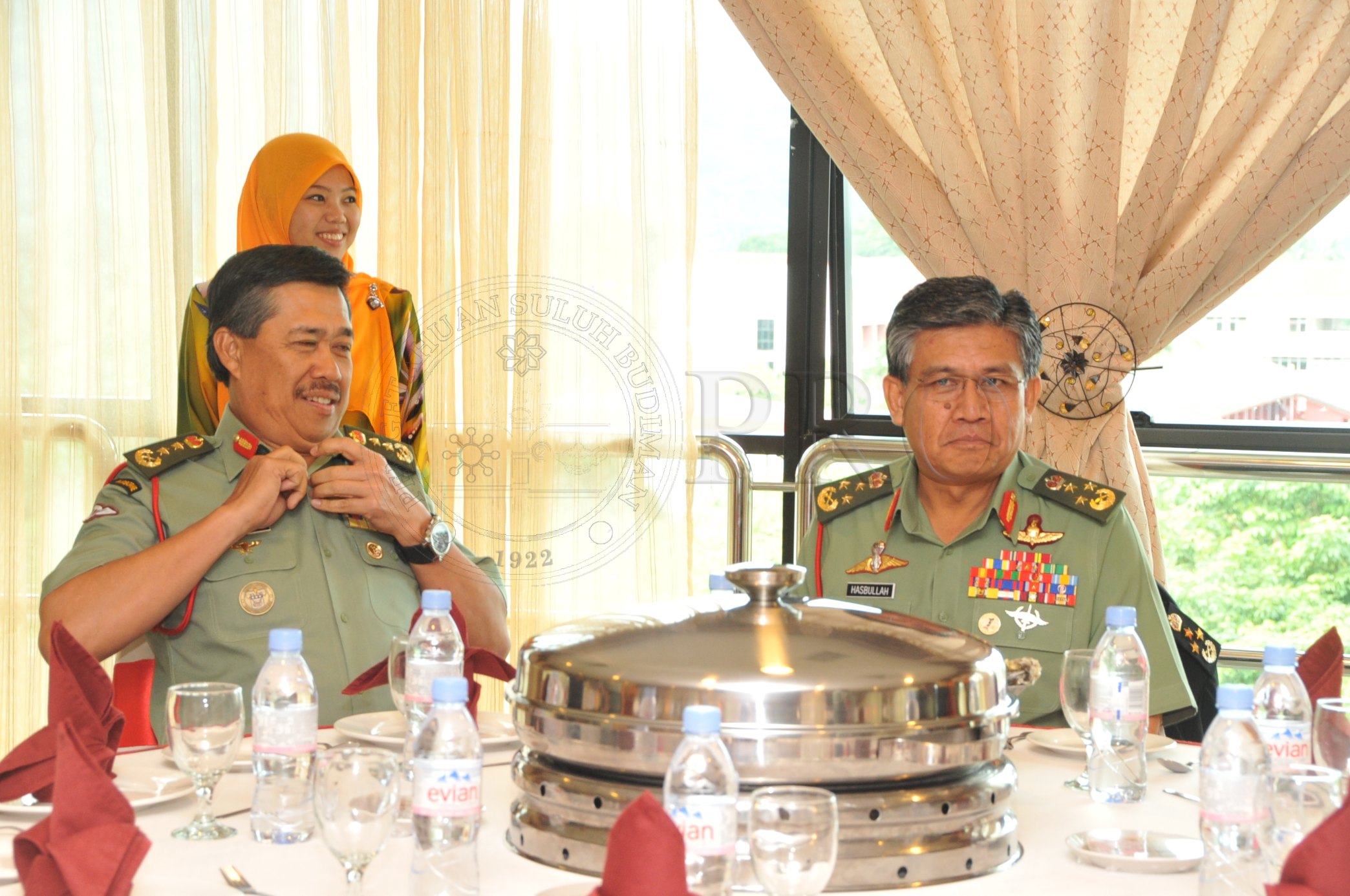 PRO 14 02 PALAPES PRO 2932